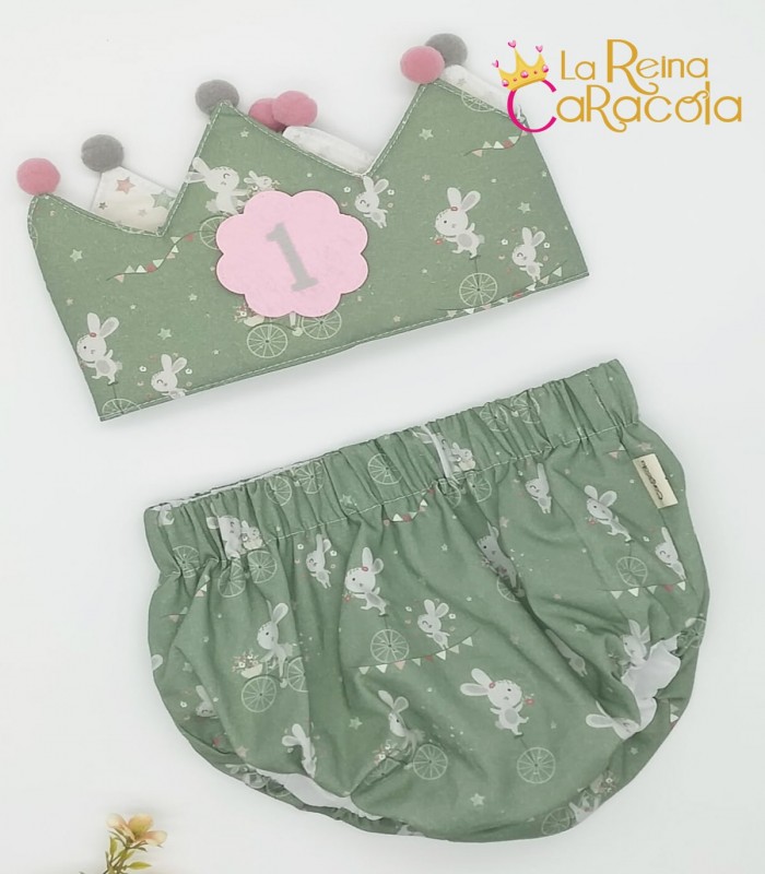 corona y cubrepañal conejos en bici