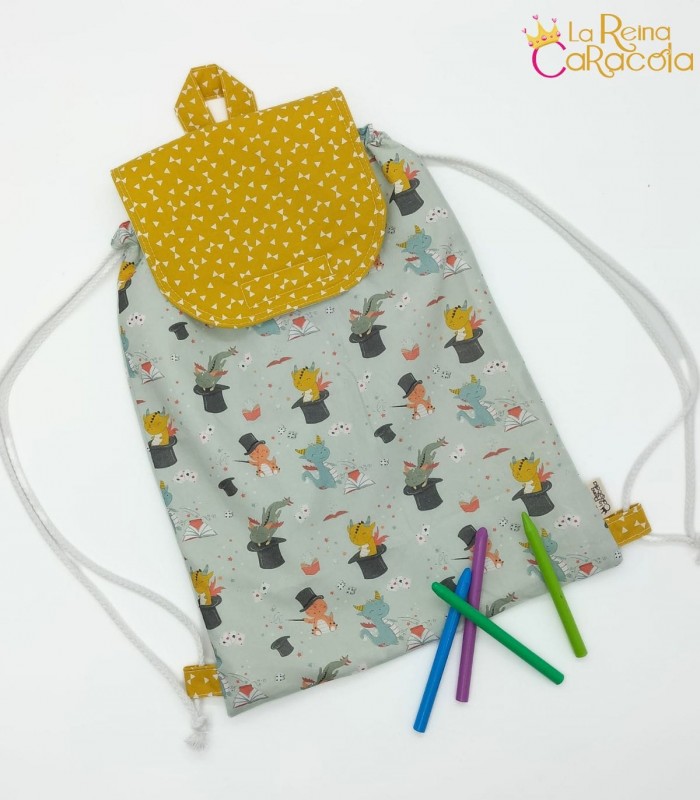 mochila-infantil-dragones-la-reina-caracola