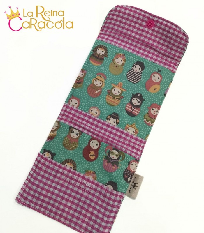 neceser-tampax-matrioscas-la-reina-caracola