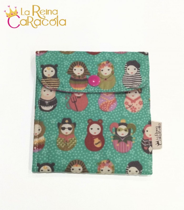 neceser-compresas-matrioscas-la-reina-caracola