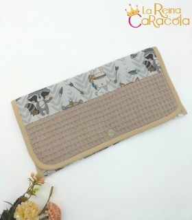 portadocumentos-animales-indios-la-reina-caracola